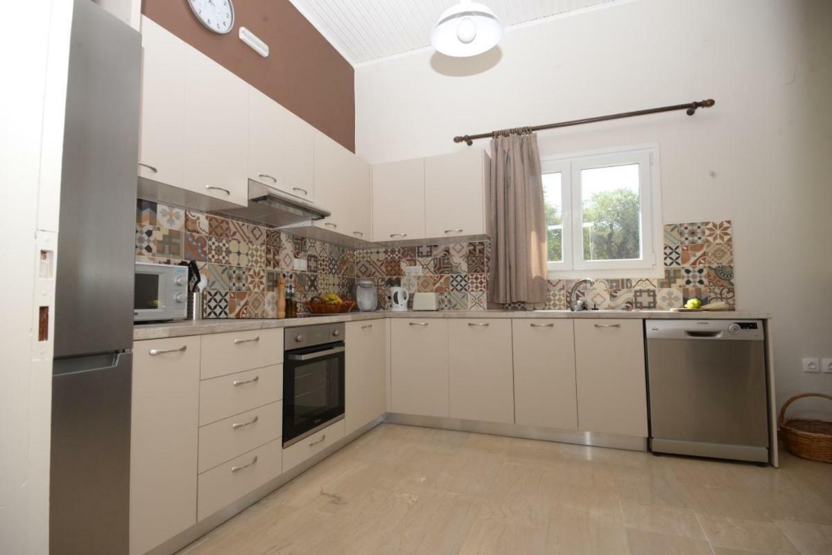 Вілла The Olive Grove House Касіопі Екстер'єр фото