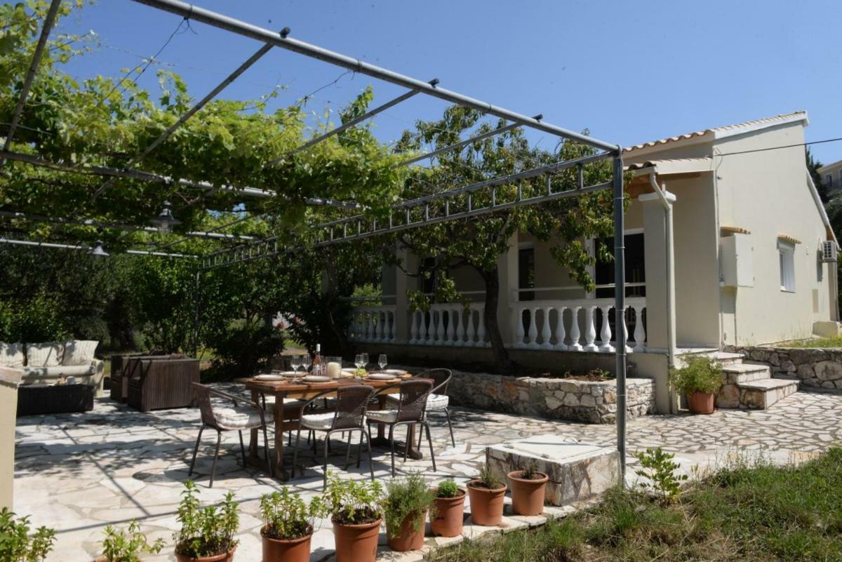 Вілла The Olive Grove House Касіопі Екстер'єр фото